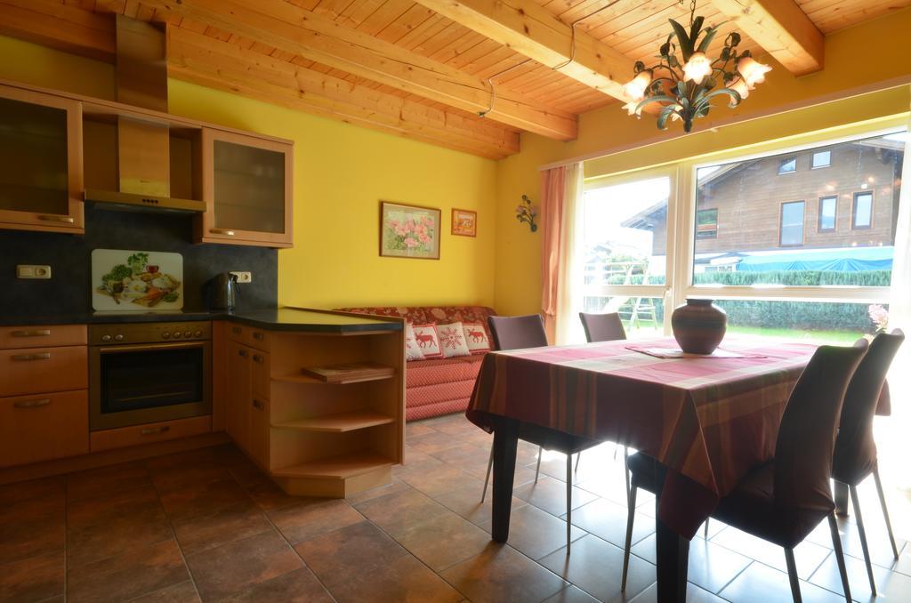 Chalet Yulia Zell am See Rom bilde